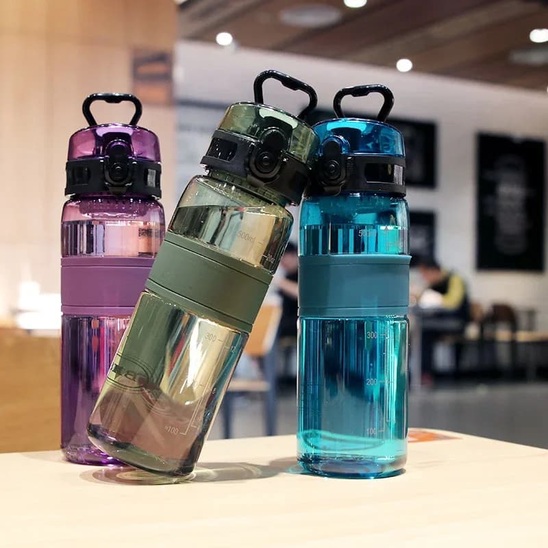 Caurspīdīga sporta ūdens pudele ar tējas filtru, 500 ml