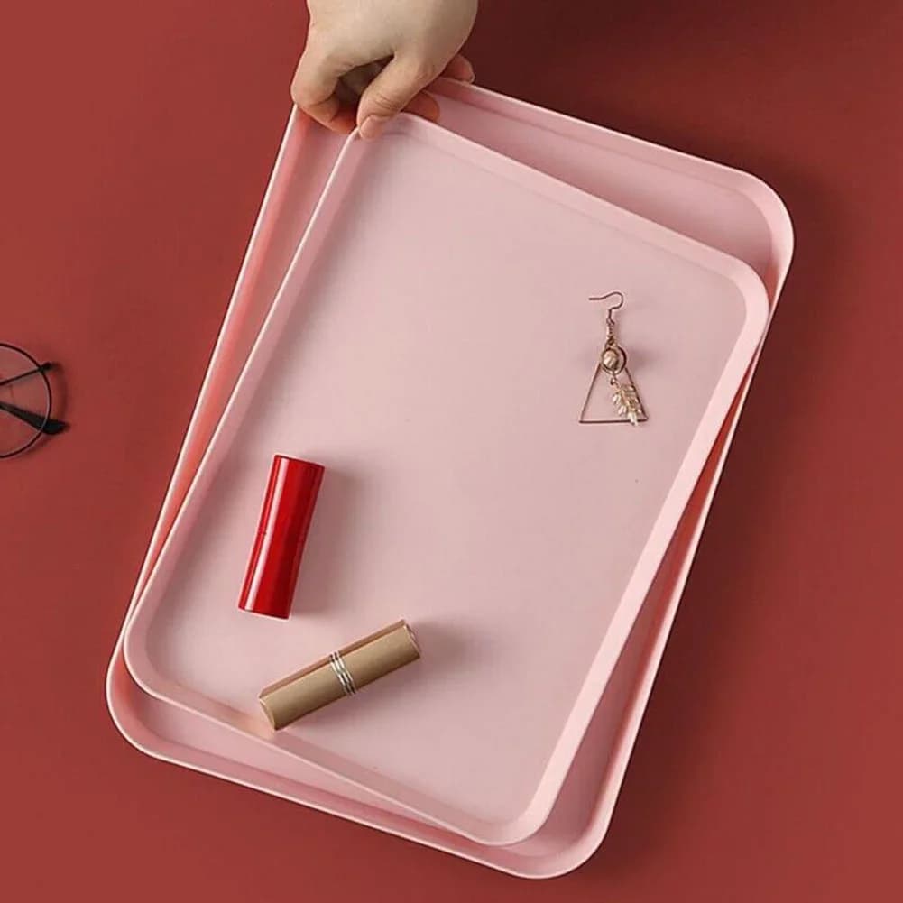 Neslīdoša plastmasas servēšanas paplāte